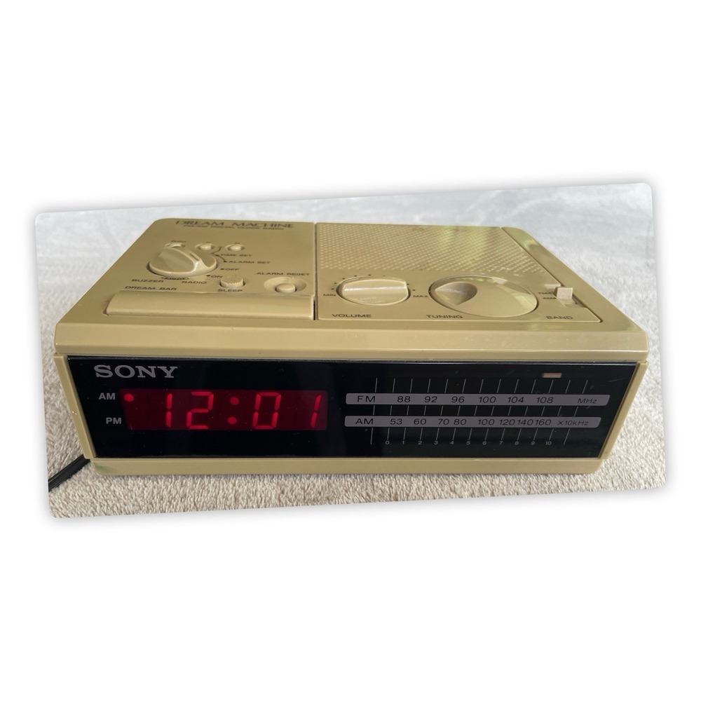 Vintage 80's Sony Dream Machine FM/AM Digital Clock Radio Alarm  ICF-C2W